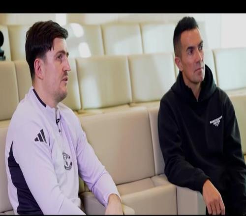 布朗尼左膝,不适,夏联勇士之,皇冠体育app下载,皇冠体育官网,澳门皇冠体育,bet皇冠体育在线