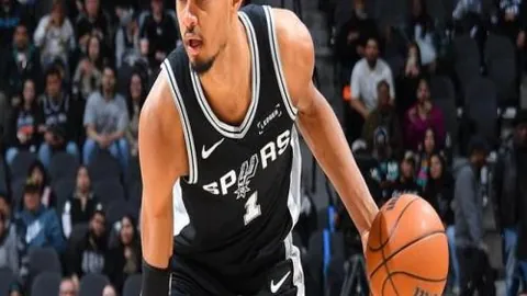 CBA风云再起，吉林队今晚能否一飞冲天，轻松征服宁波之战？